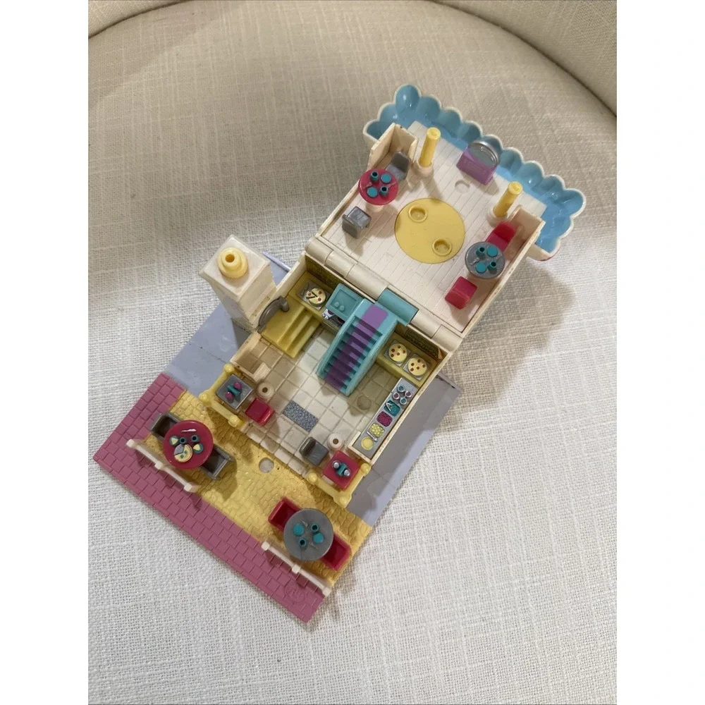Vintage 1993 Bluebird Polly Pocket Pizzeria Pizza Place Pollyville No‎ Figures